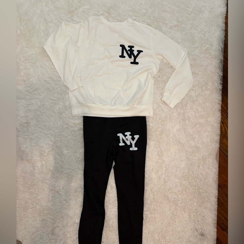 NY Logo Long Sleeve Top and leggings set